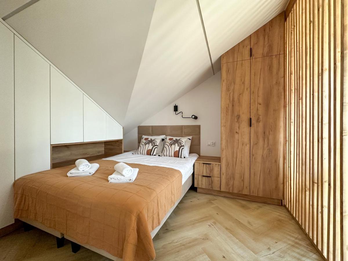 Dmk Oak Studio Near Warsaw-Modlin Airport Nowy Dwór Mazowiecki Exterior foto